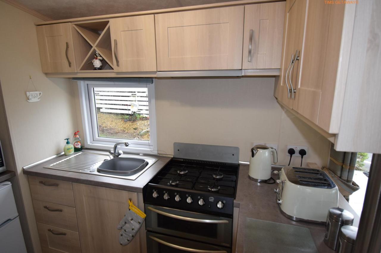 Tim'S Getaways Super Caravan A2, Todber Valley Caravan Park Hotell Gisburn Exteriör bild